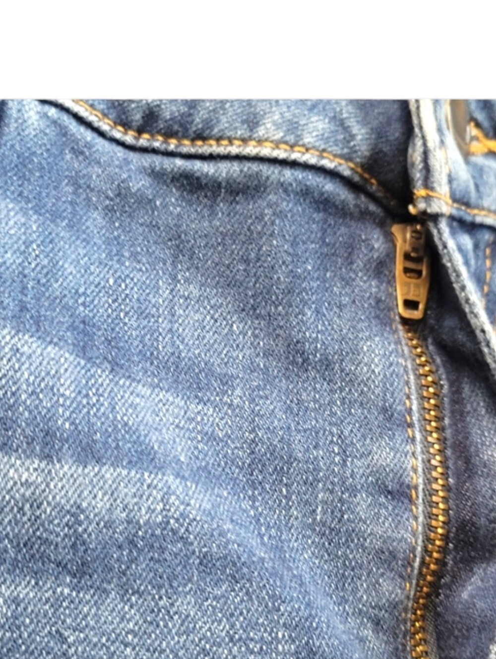 Joe’s Jeans The Finn Bermuda Shorts 29 Mid Rise Frayed Distressed Denim - Picture 13 of 16